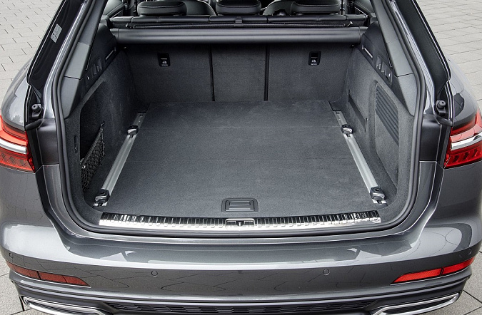 ТОП-5 универсалов с самым большим багажником до 2 млн рублей в 2026 году